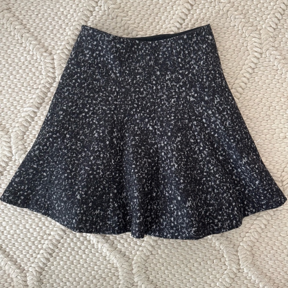 Nanette Lepore Black and Gray Women's Skirt size 2